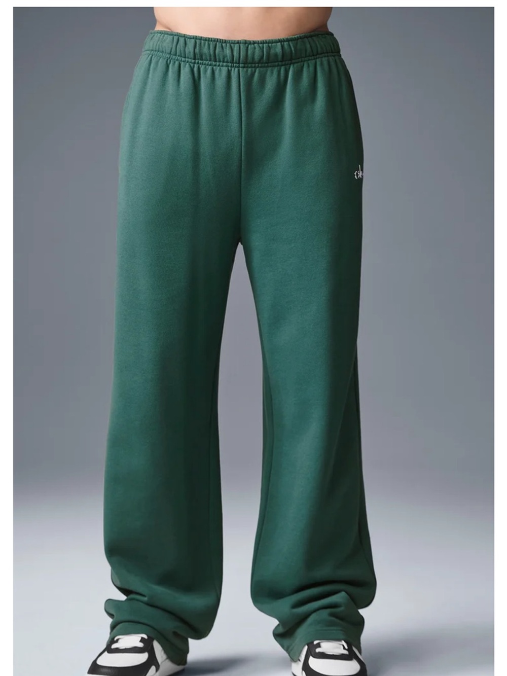 Green winter ivy Wide-Leg Sweatpants - alo yoga